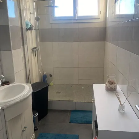 Apartman Super A 15min De La *